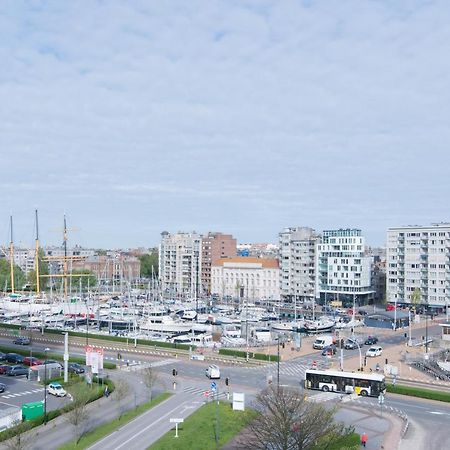 Zongericht Appartement Met Zicht Op De Jachthaven オステンド エクステリア 写真
